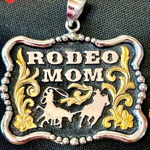 Rodeo mom pendant